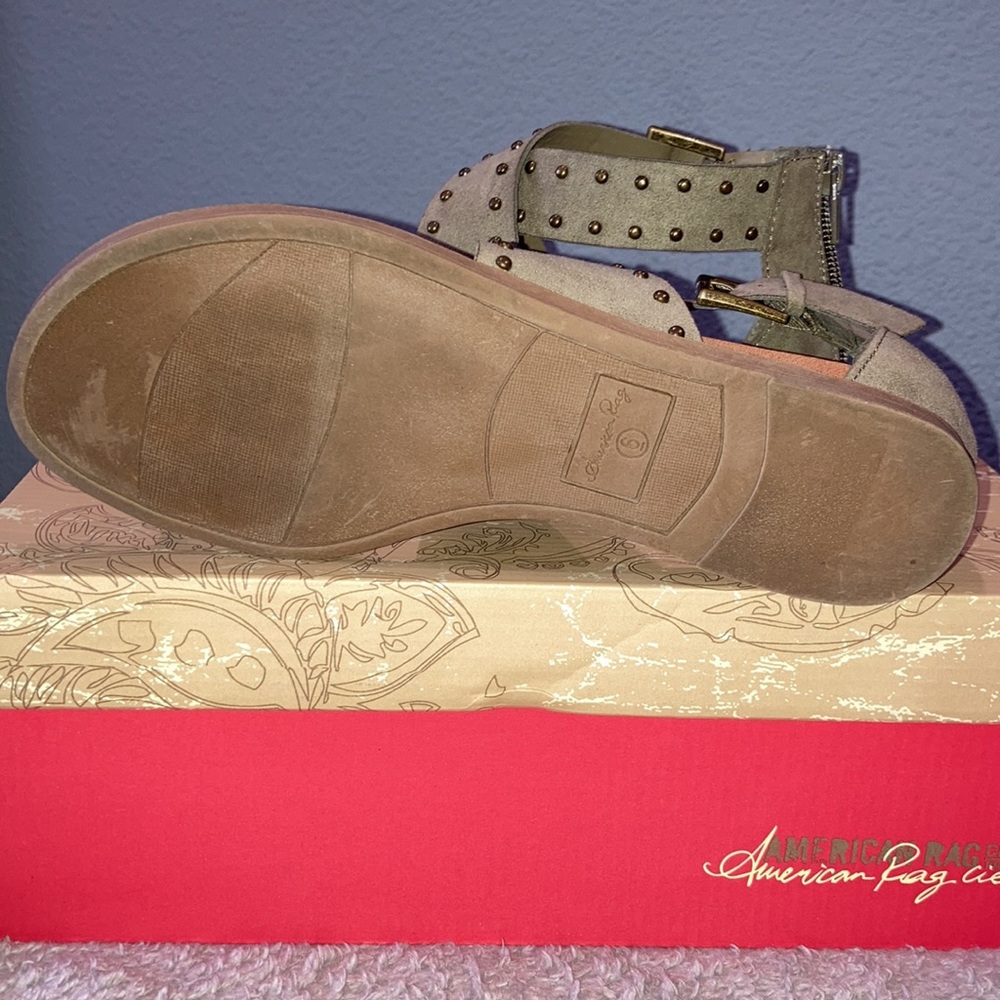 American Rag Sandals Olive - Picture 5 of 6